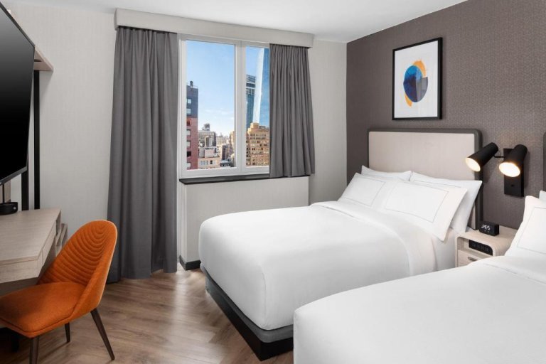 Photo hotel voco Times Square South New York, an IHG Hotel